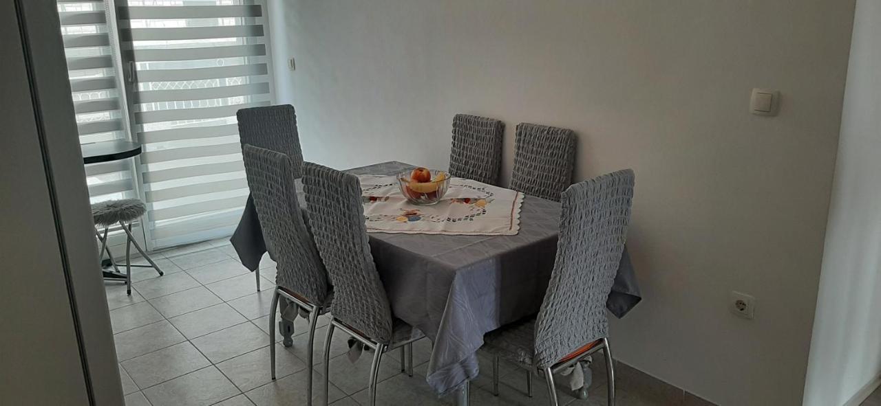 Apartment Biskupovic Dugi Rat Εξωτερικό φωτογραφία