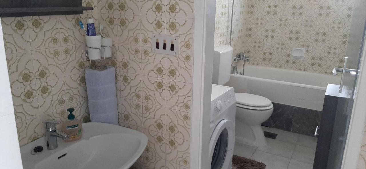 Apartment Biskupovic Dugi Rat Εξωτερικό φωτογραφία
