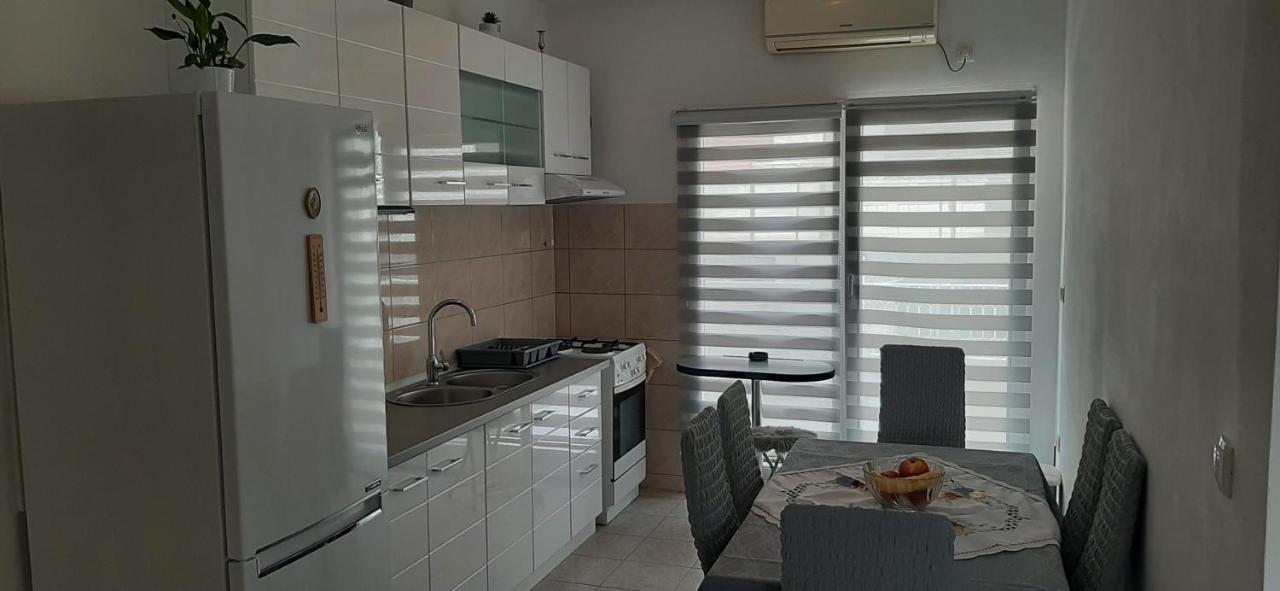 Apartment Biskupovic Dugi Rat Εξωτερικό φωτογραφία